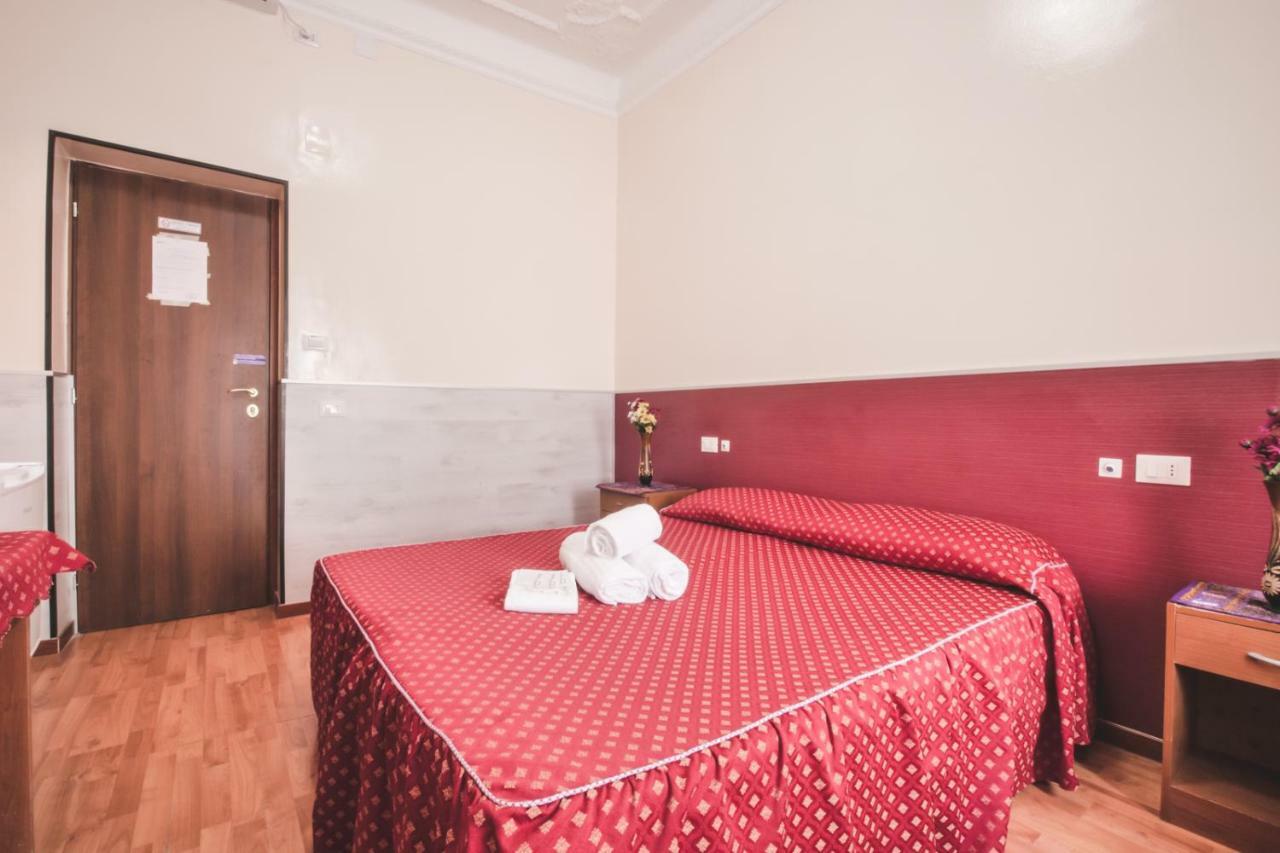 Vertex Guest House Rzym Zewnętrze zdjęcie